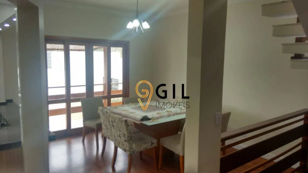 Sobrado, 3 quartos, 290 m² - Foto 1