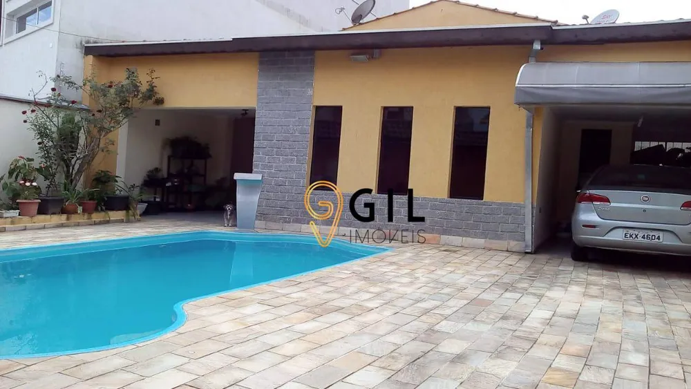 Casa, 3 quartos, 220 m² - Foto 1