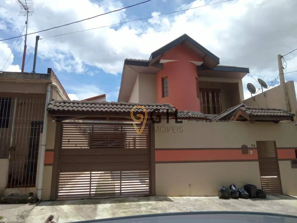 Sobrado, 3 quartos, 230 m² - Foto 1