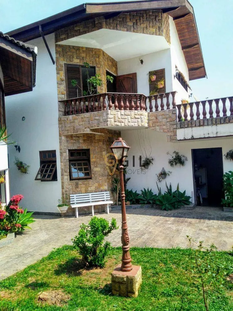Sobrado, 3 quartos, 428 m² - Foto 3