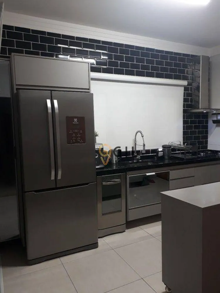 Sobrado, 4 quartos, 210 m² - Foto 3