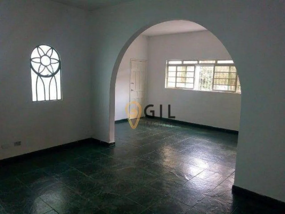 Casa, 3 quartos, 131 m² - Foto 2