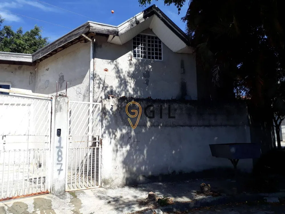 Casa, 3 quartos, 246 m² - Foto 2