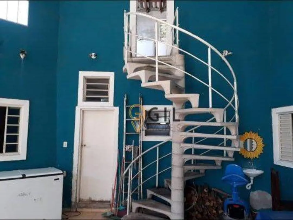 Casa, 3 quartos, 246 m² - Foto 1