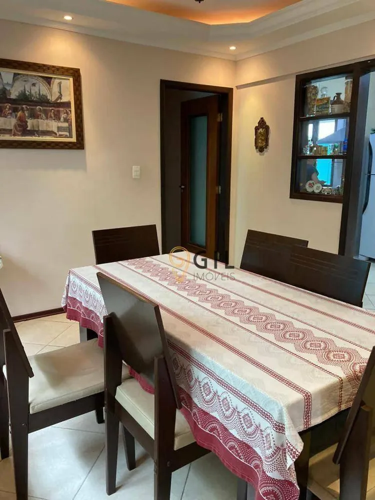 Casa, 5 quartos, 216 m² - Foto 2