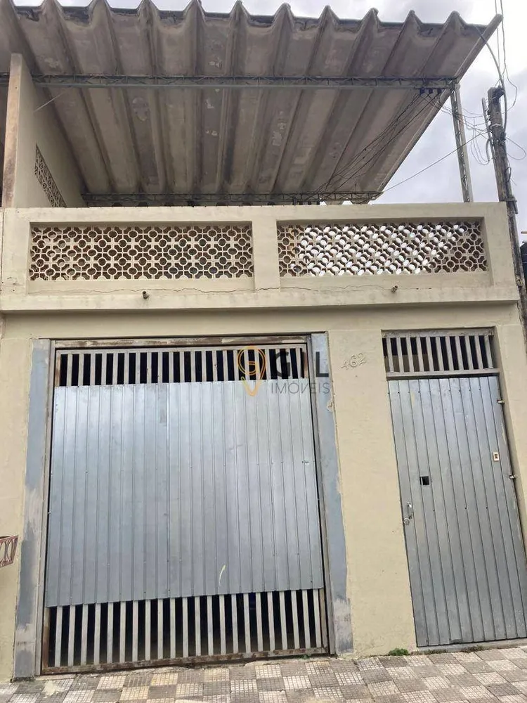 Casa, 4 quartos, 180 m² - Foto 1