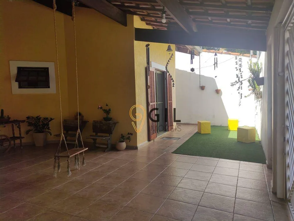 Casa, 3 quartos, 154 m² - Foto 1