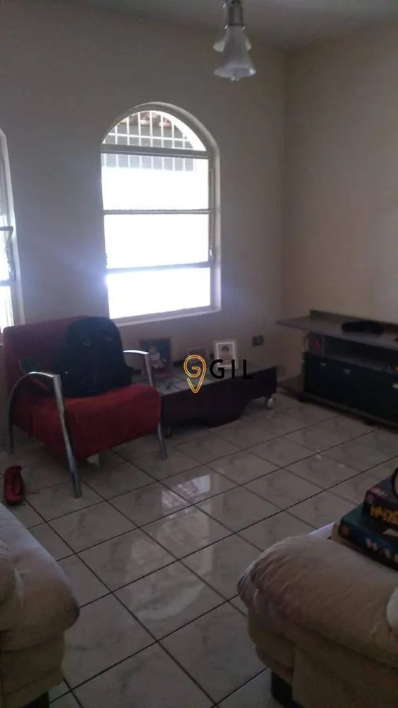 Casa, 4 quartos, 203 m² - Foto 1