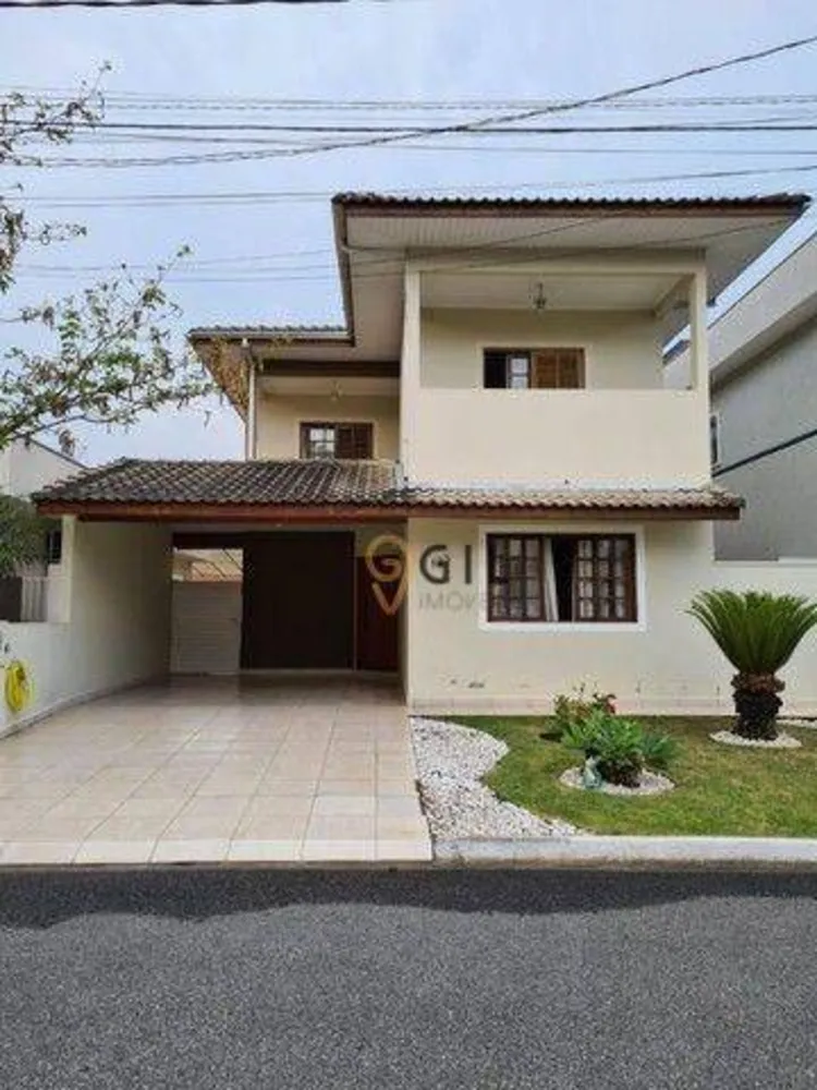 Sobrado, 4 quartos, 223 m² - Foto 1