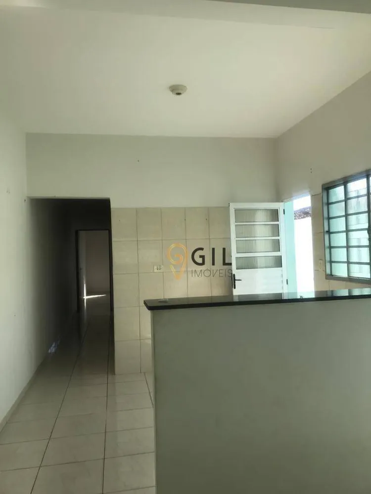 Casa, 2 quartos, 58 m² - Foto 1