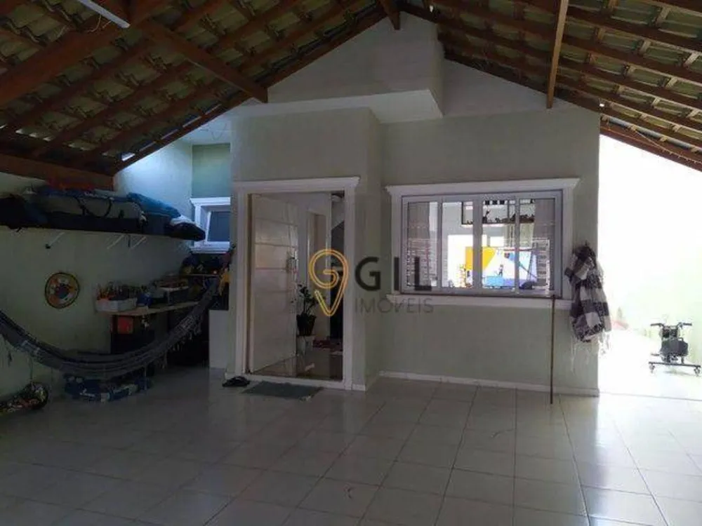 Casa, 3 quartos, 108 m² - Foto 1