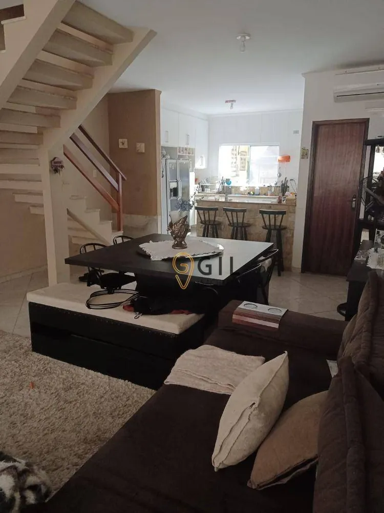 Sobrado, 3 quartos, 156 m² - Foto 2