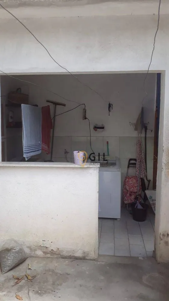Casa, 3 quartos, 168 m² - Foto 2
