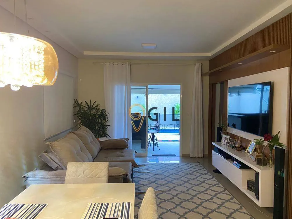 Sobrado, 5 quartos, 207 m² - Foto 1