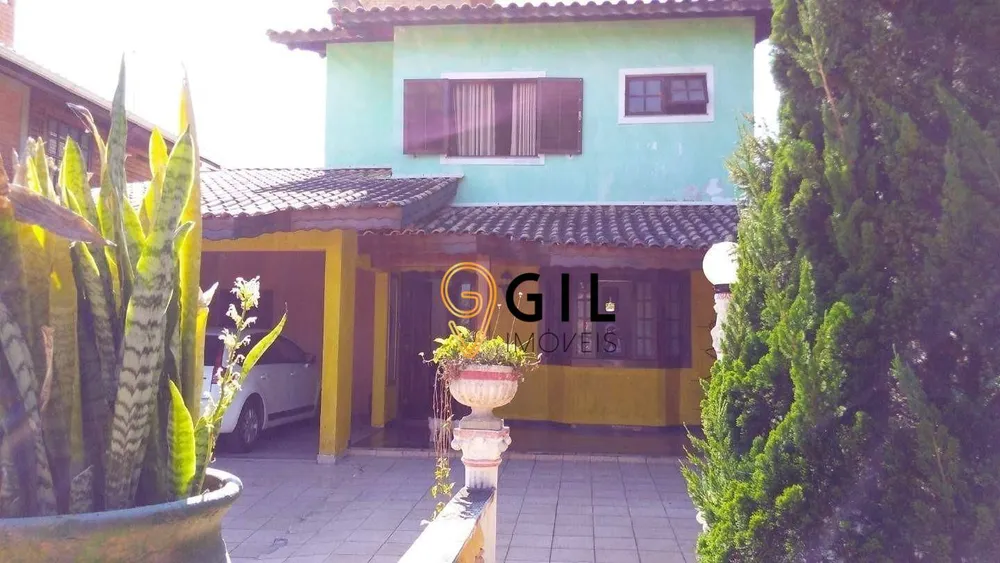 Sobrado, 4 quartos, 330 m² - Foto 1