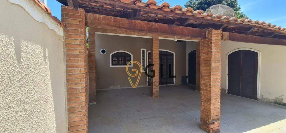 Sobrado, 8 quartos, 330 m² - Foto 1