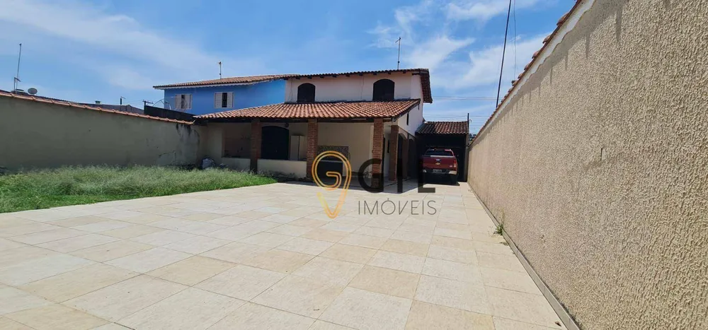 Sobrado, 8 quartos, 330 m² - Foto 3