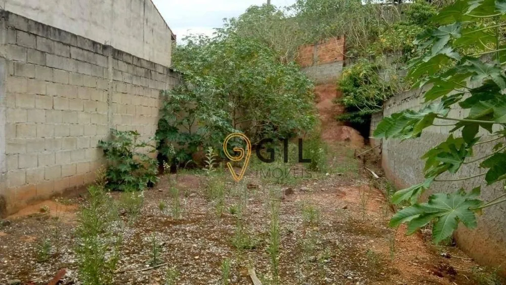Terreno, 180 m² - Foto 1