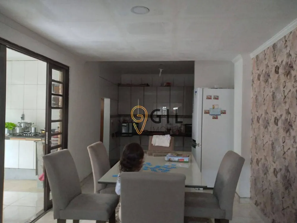 Sobrado, 3 quartos, 180 m² - Foto 2