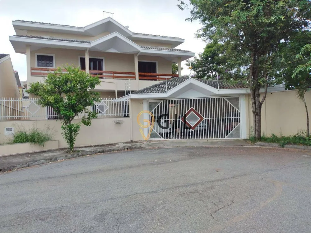 Casa, 4 quartos, 220 m² - Foto 1