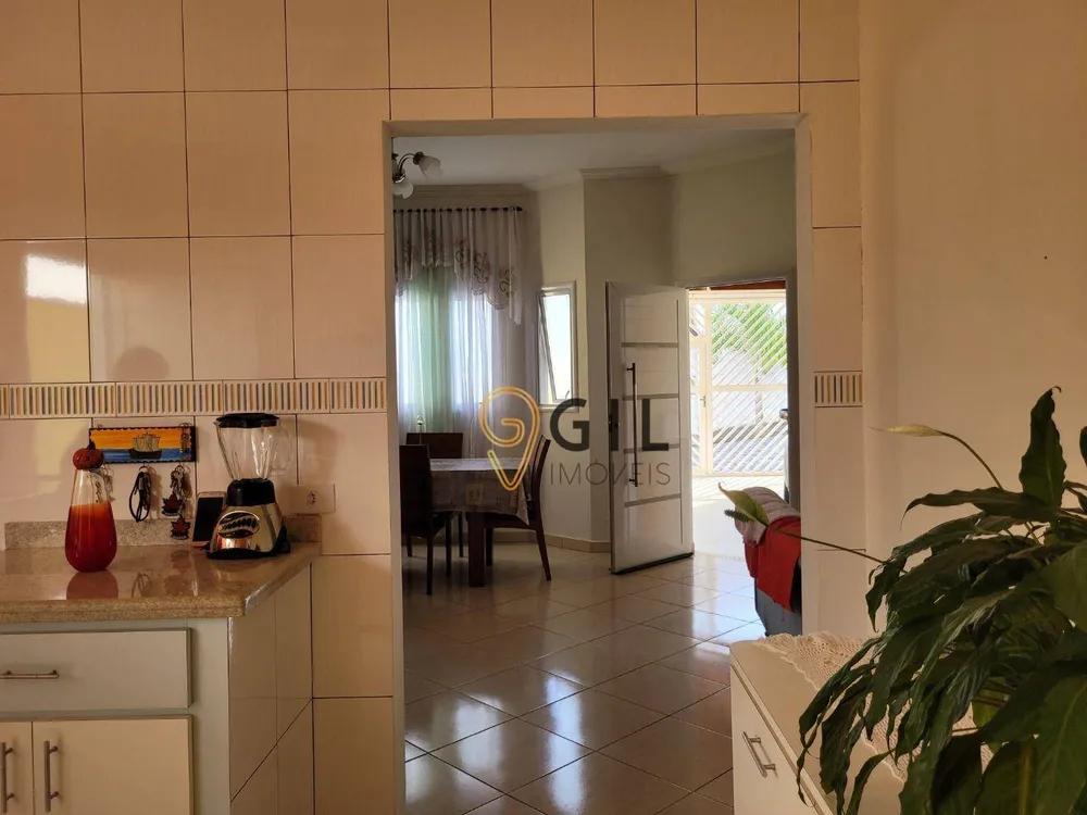 Casa, 3 quartos, 170 m² - Foto 2