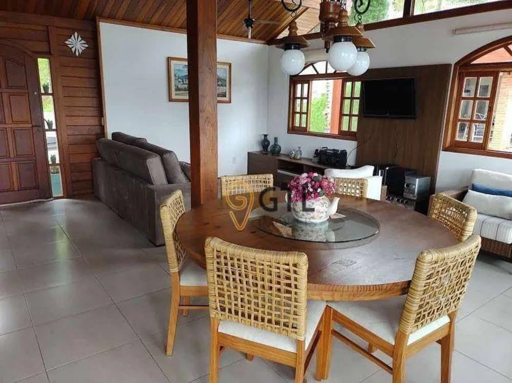 Chácara, 4 quartos, 3000 m² - Foto 1