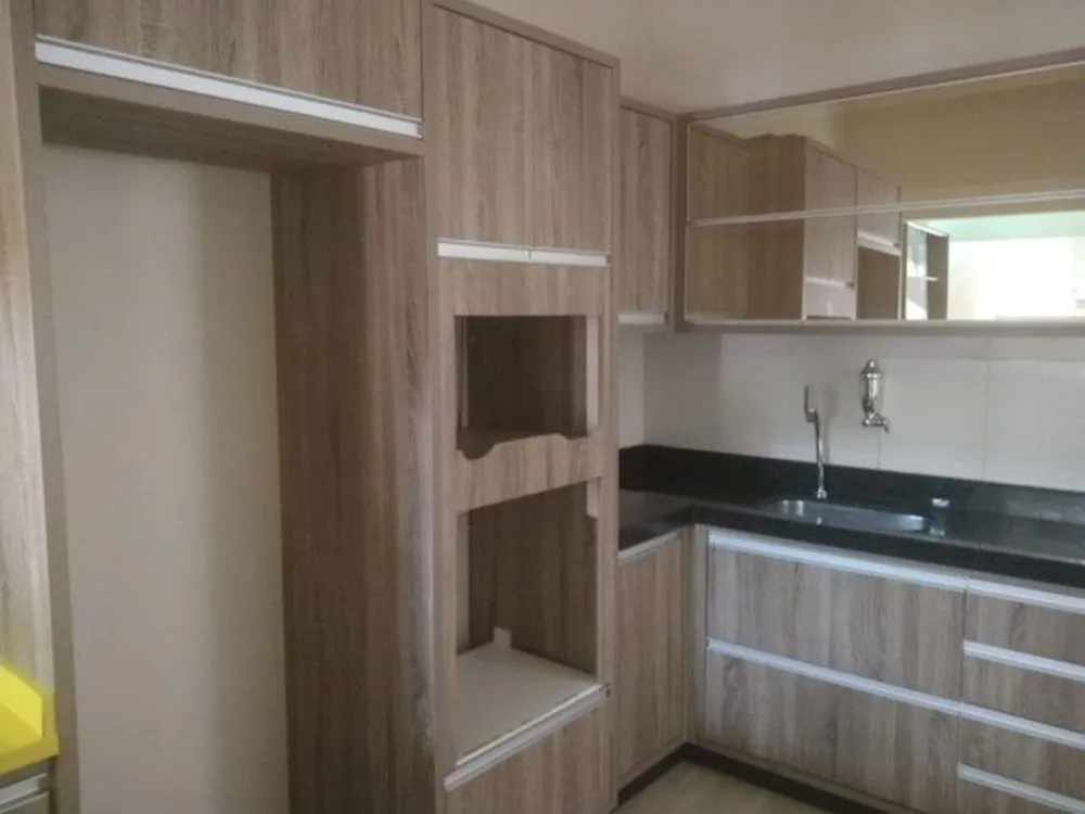 Sobrado, 3 quartos, 204 m² - Foto 2