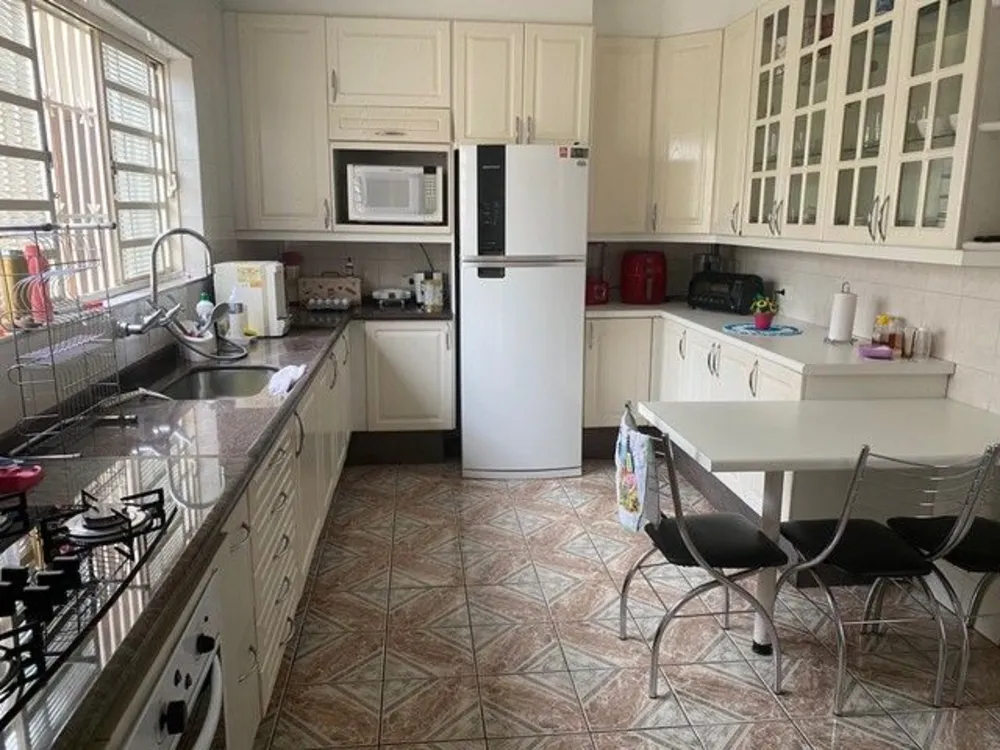 Casa, 3 quartos, 190 m² - Foto 3