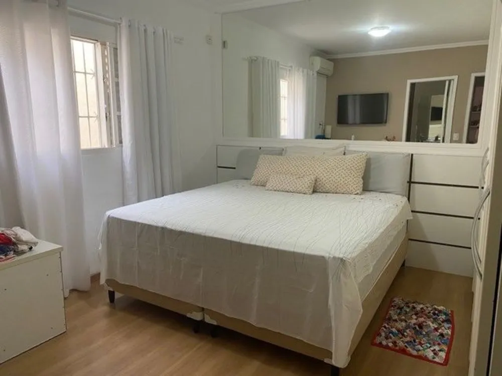 Casa, 3 quartos, 190 m² - Foto 4