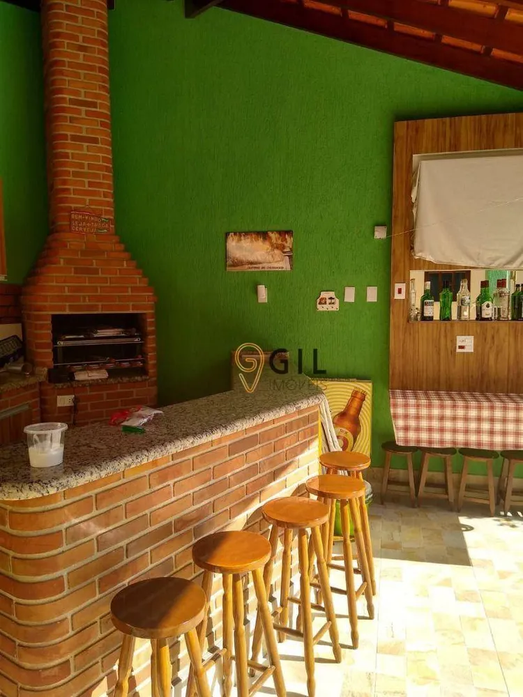 Casa, 3 quartos, 211 m² - Foto 3