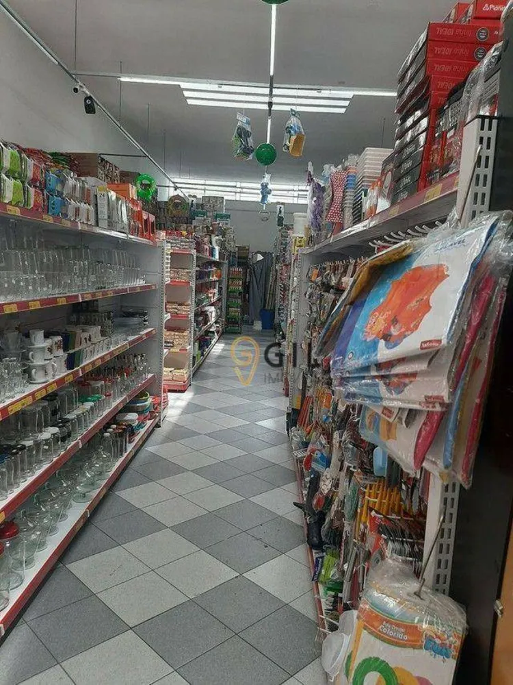 Loja-Salão, 240 m² - Foto 1