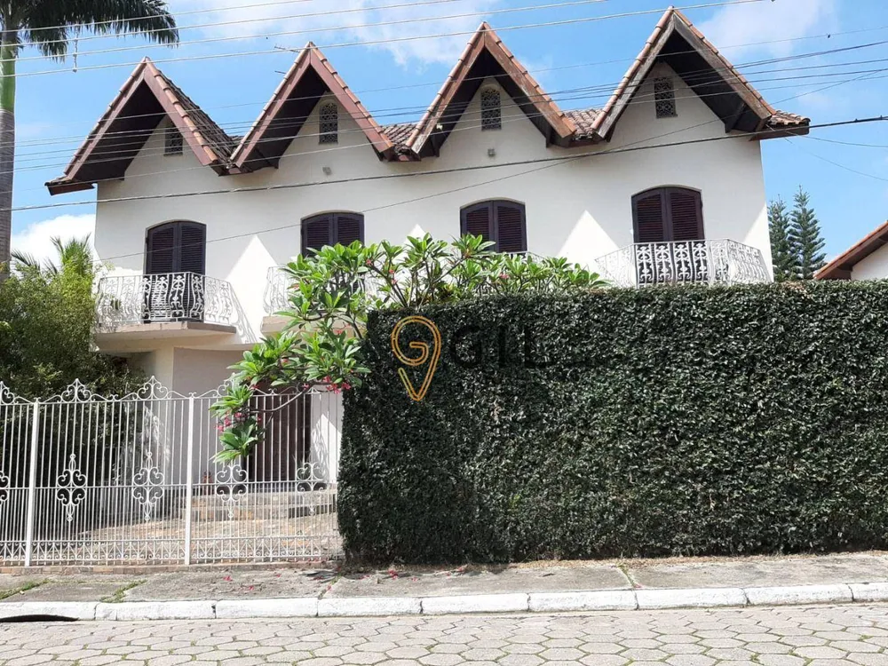 Sobrado, 4 quartos, 217 m² - Foto 1