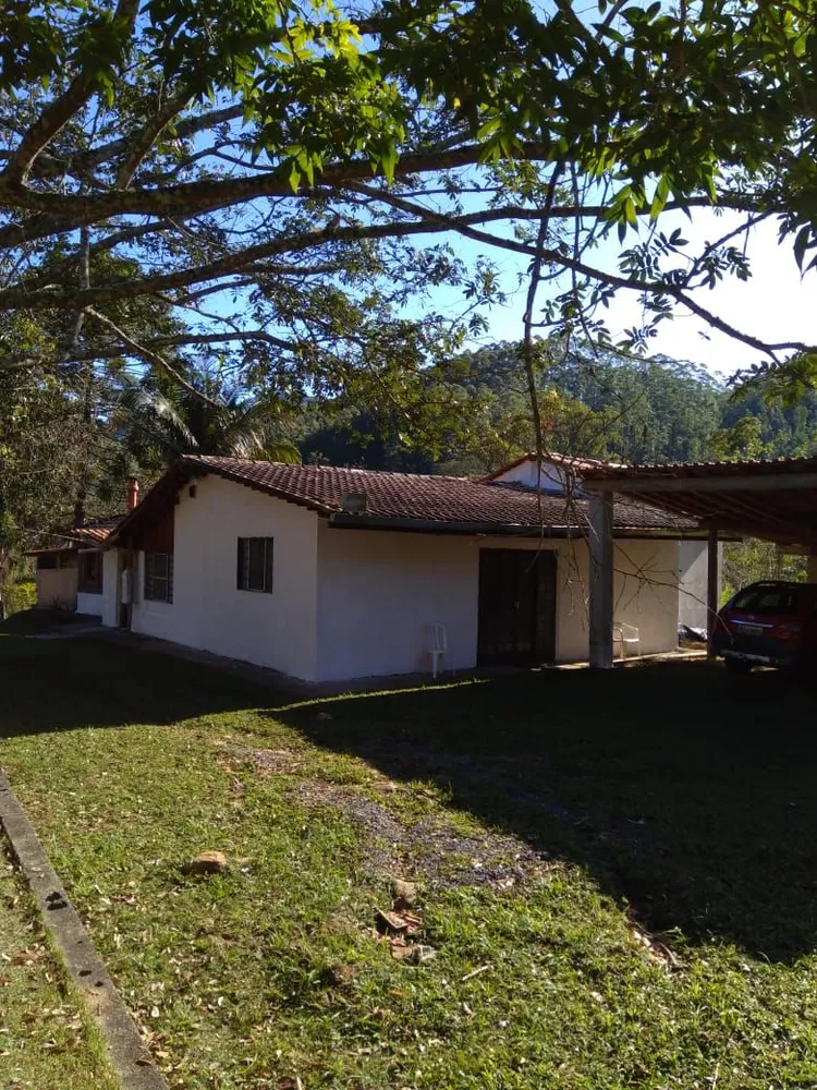 Chácara, 4 quartos, 3000 m² - Foto 1
