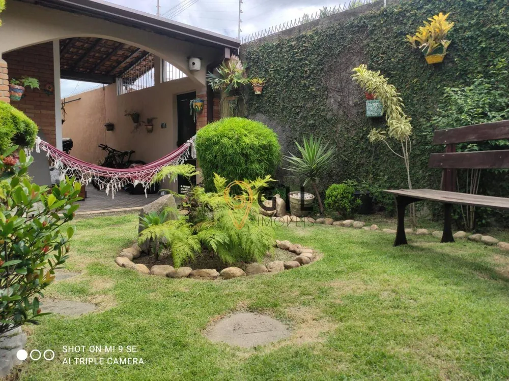 Sobrado, 3 quartos, 183 m² - Foto 2