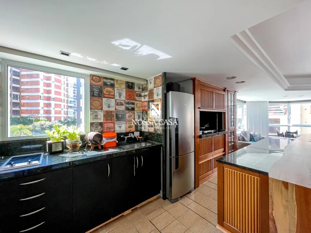 Apartamento, 4 quartos, 263 m² - Foto 1