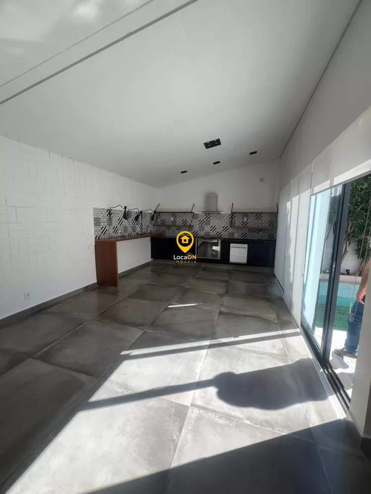 Casa, 3 quartos, 265 m² - Foto 1