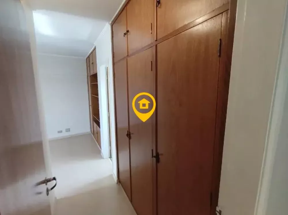 Apartamento para alugar com 3 quartos, 110m² - Foto 12