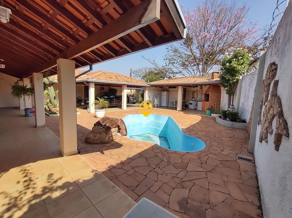 Casa, 3 quartos, 251 m² - Foto 4