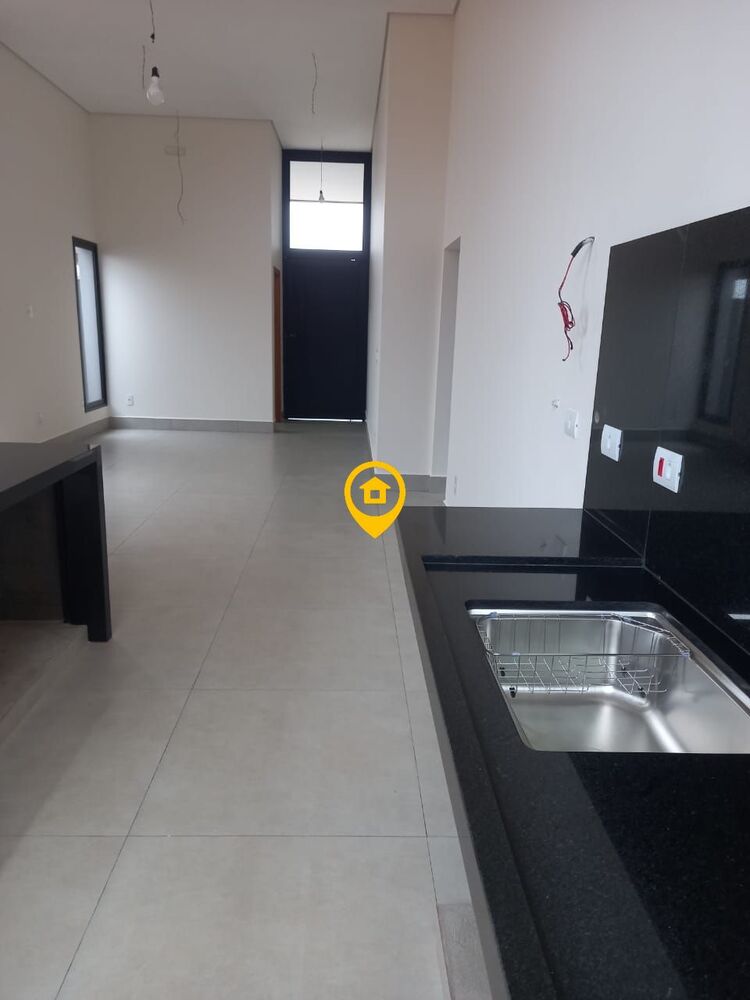 Casa, 3 quartos, 258 m² - Foto 2