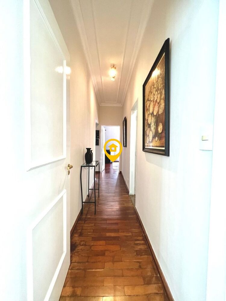 Casa à venda com 4 quartos, 287m² - Foto 1