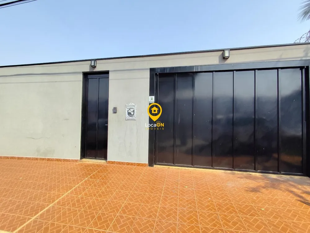 Casa, 3 quartos, 229 m² - Foto 1