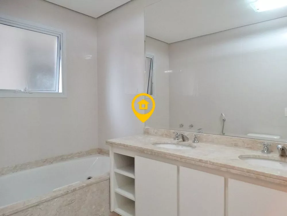 Apartamento para alugar com 3 quartos, 198m² - Foto 16