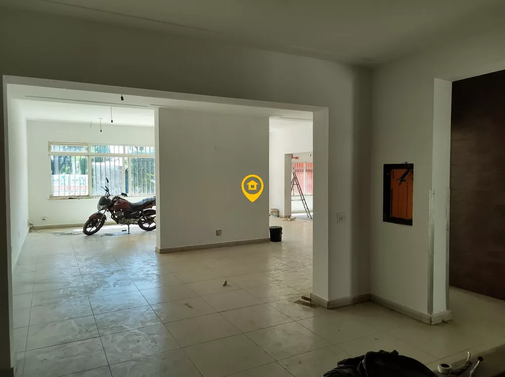 Loja-Salão para alugar com 3 quartos, 242m² - Foto 3