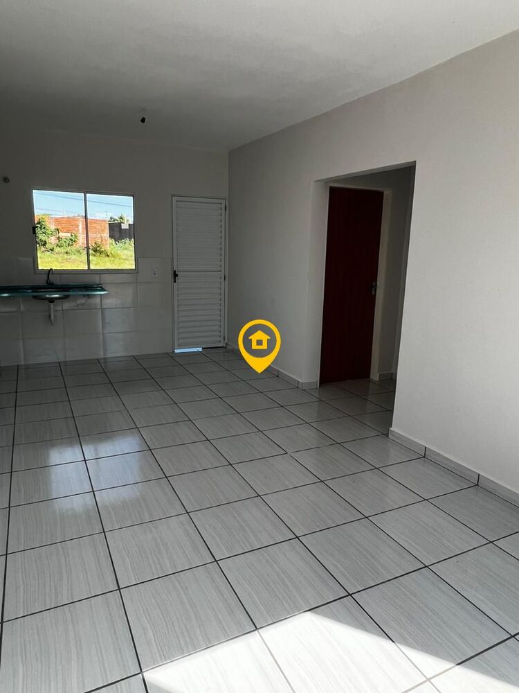 Casa à venda com 2 quartos, 53m² - Foto 3