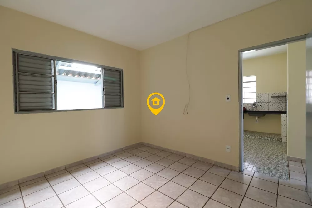 Casa para alugar com 2 quartos, 100m² - Foto 7