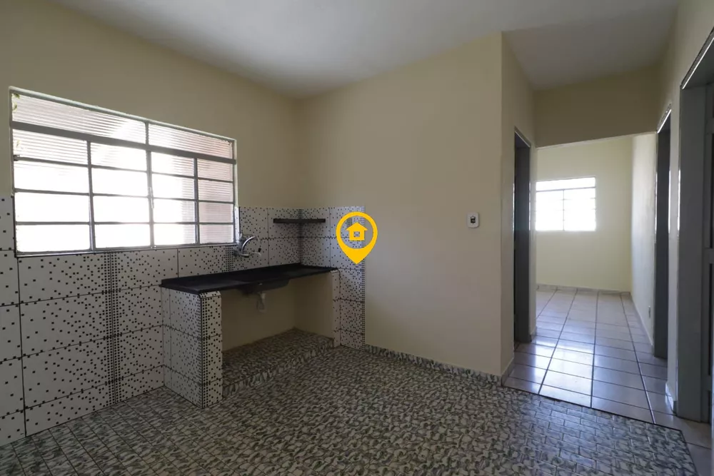 Casa para alugar com 2 quartos, 100m² - Foto 5