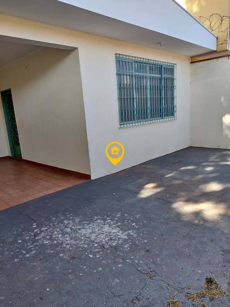 Casa para alugar com 3 quartos, 110m² - Foto 1