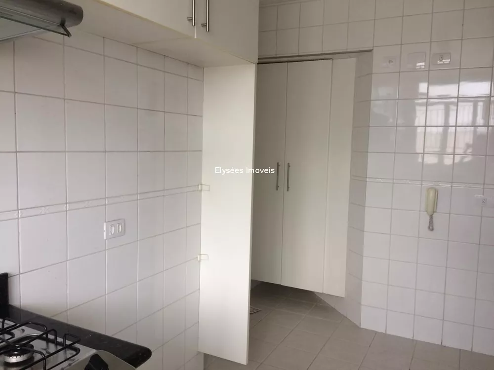 Apartamento à venda com 3 quartos, 130m² - Foto 10