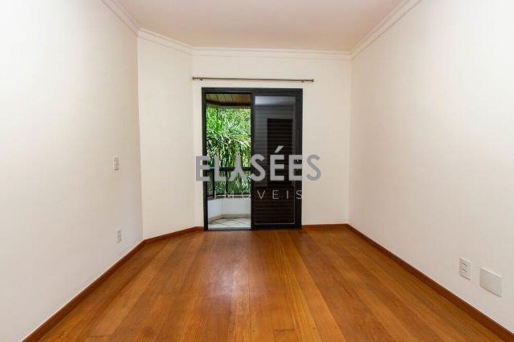 Apartamento à venda com 4 quartos, 220m² - Foto 38