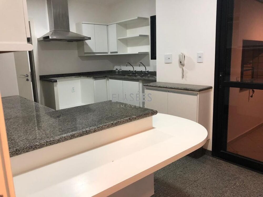 Apartamento à venda com 4 quartos, 220m² - Foto 12